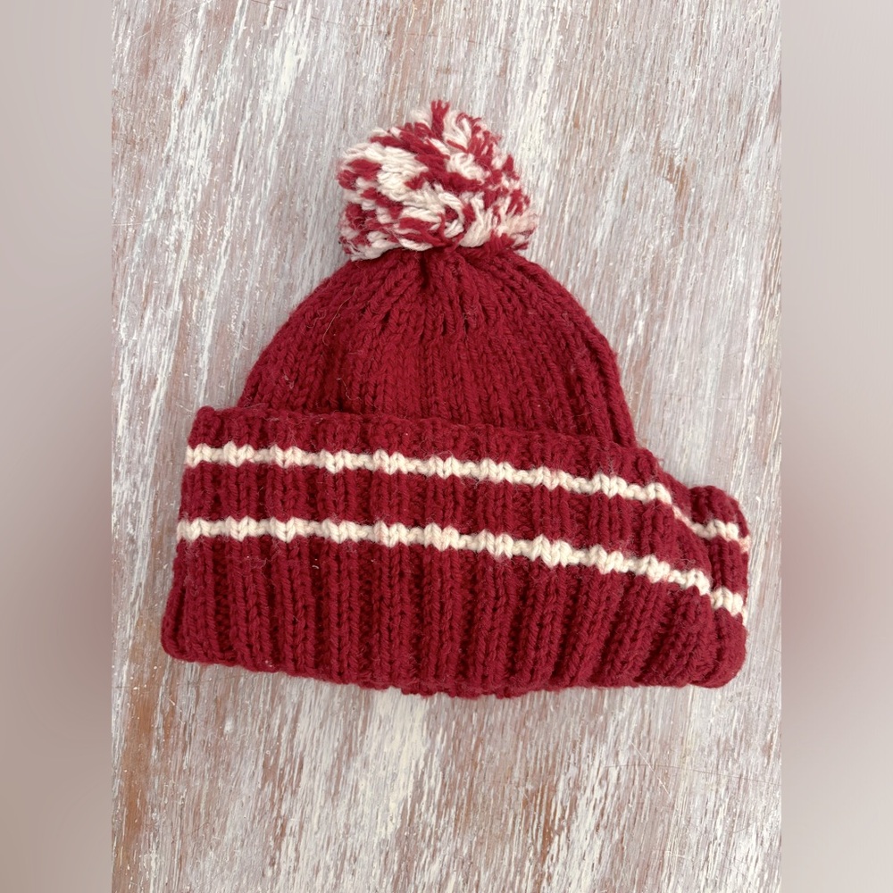 🌿👼 Vintage Handmade Knitted Children’s Beanies - Picture 2 of 5